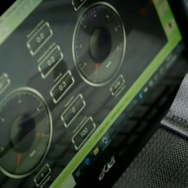 Zoom sur la tablette Ecomobil en situation